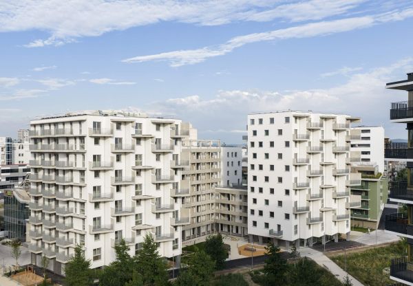 VILLAGE IM DRITTEN - PARK FLATS | © Kurt Hörbst